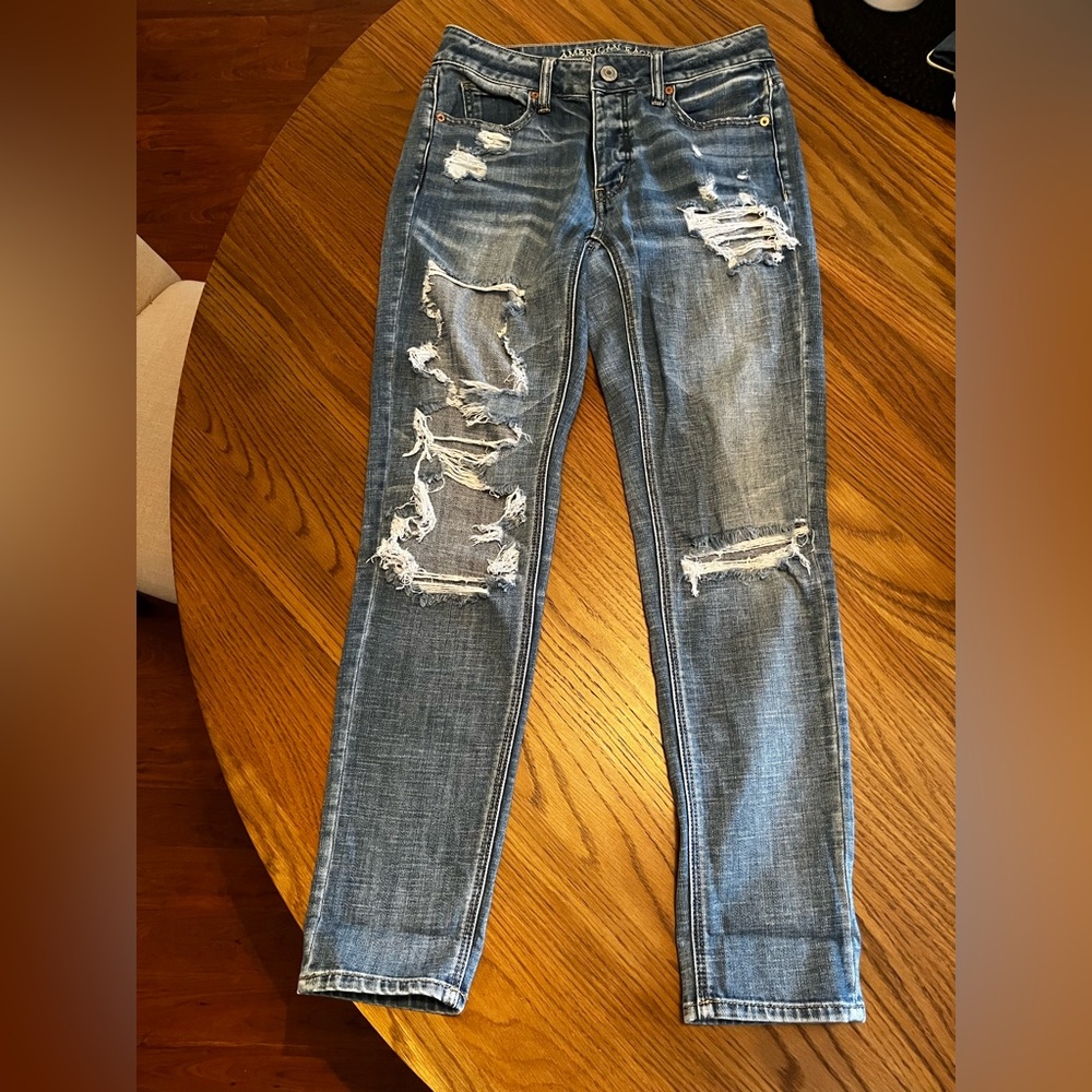 American Eagle Outfitters Women's Light Blue Boyfriend Jeans